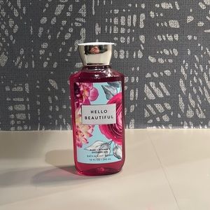 Bath & body Works hello beautiful scented shower gel
